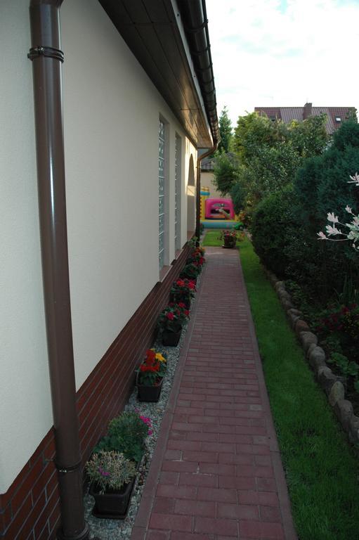Dom Goscinny Korab Kołobrzeg Exterior foto